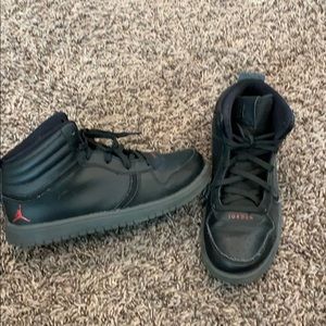 Jordan boys high tops size 2